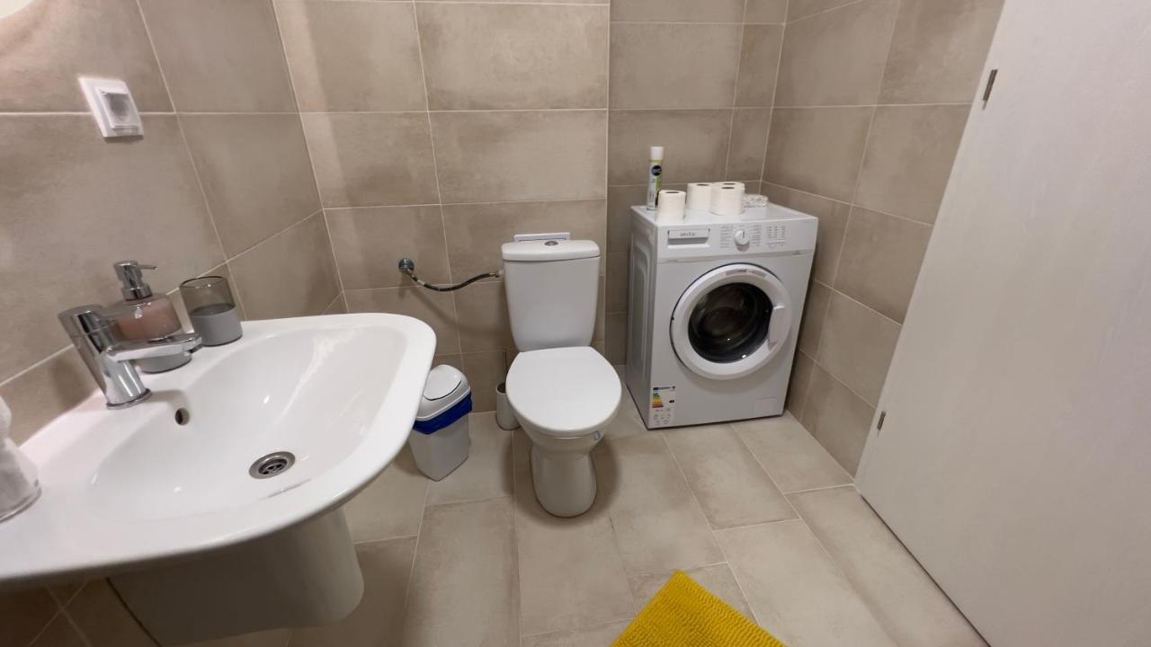 Gavas Apartments Viva City Клуж-Напока Екстериор снимка